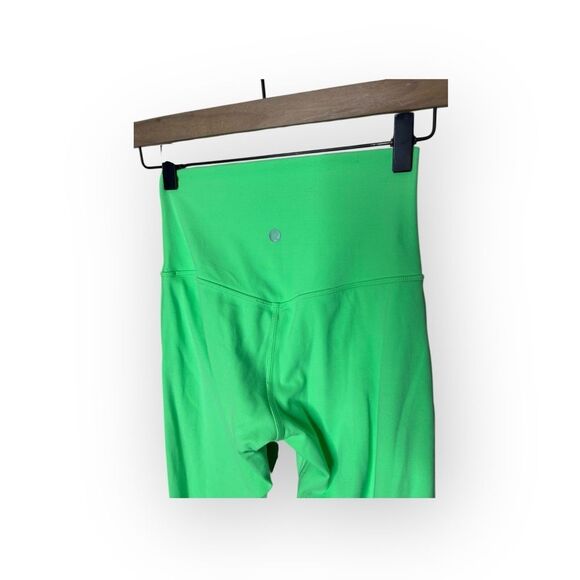 Lululemon Align High-Rise Crop 23" in Pistachio Lime Green Double Lined - Size 4 - Picture 9 of 10